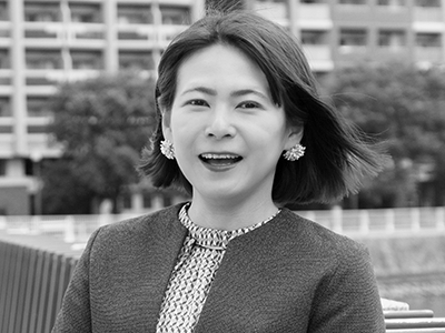 行政書士・社会保険労務士 中山 優子 先生